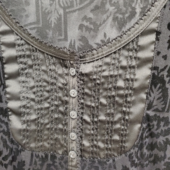 Velvet Burnout Long-Sleeve Scoop Neck Top - Black - Picture 3 of 7